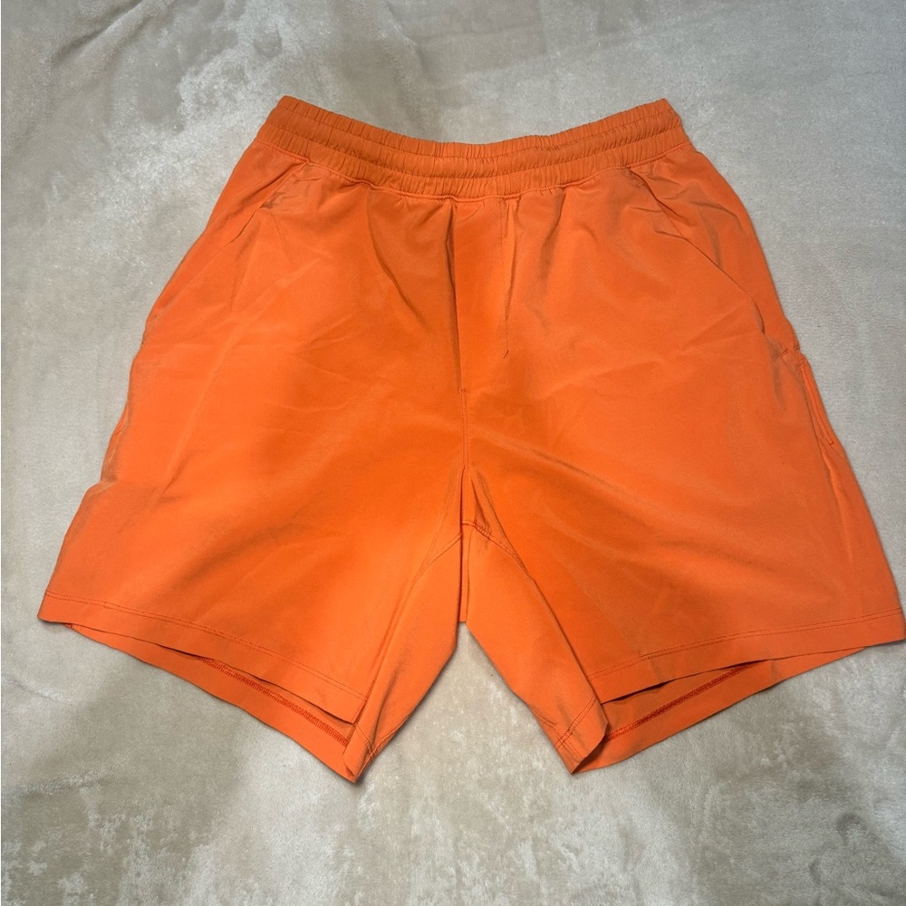 LULULEMON PACE BREAKER SHORTS 7in